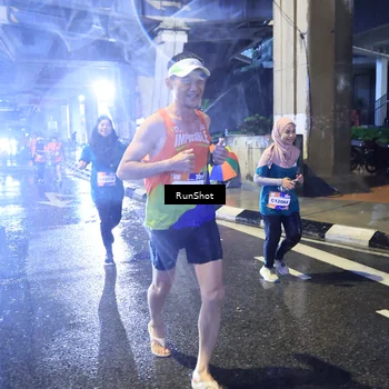 Runner Photo 7921289