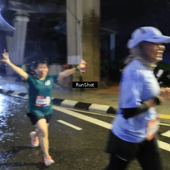 Runner Photo 7921306