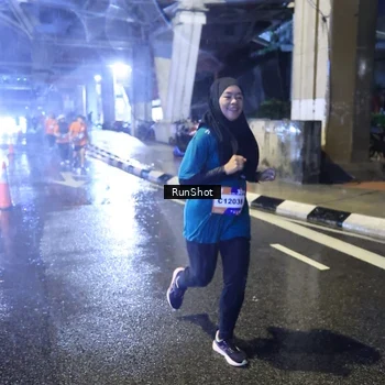 Runner Photo 7921309
