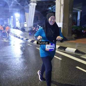 Runner Photo 7921314