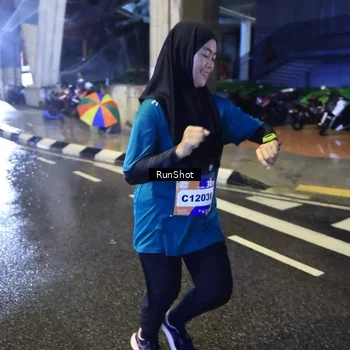 Runner Photo 7921321