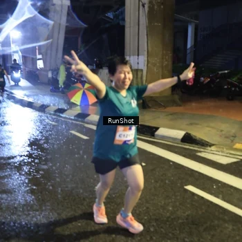 Runner Photo 7921326