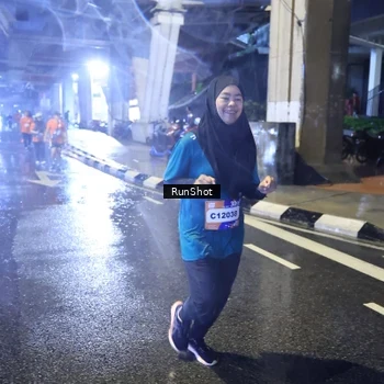 Runner Photo 7921329