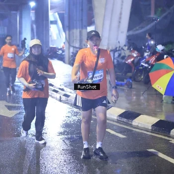 Runner Photo 7921331