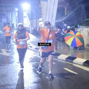 Runner Photo 7921334