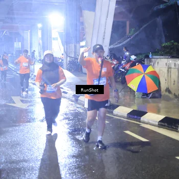 Runner Photo 7921340