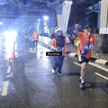 Runner Photo 7921357
