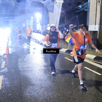 Runner Photo 7921362