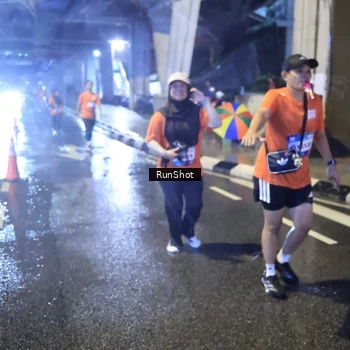 Runner Photo 7921363