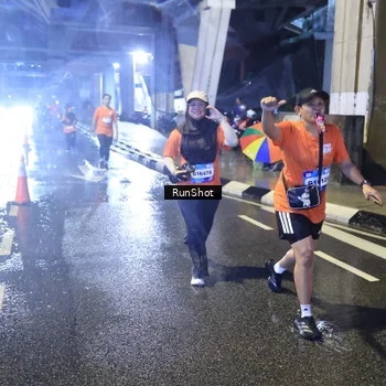 Runner Photo 7921367