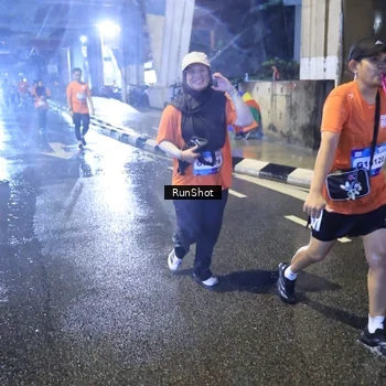 Runner Photo 7921373
