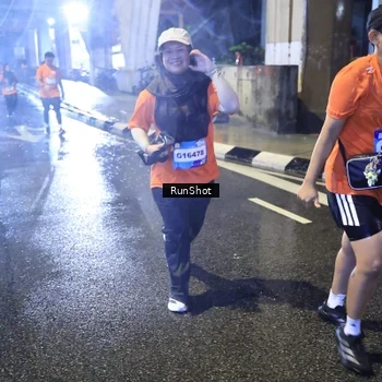 Runner Photo 7921375