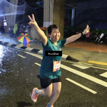Runner Photo 7921382