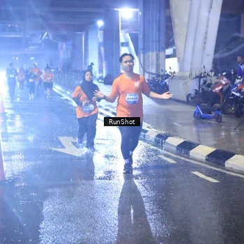 Runner Photo 7921393