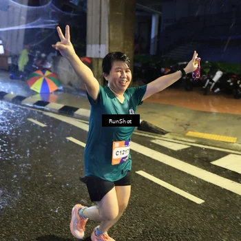 Runner Photo 7921395