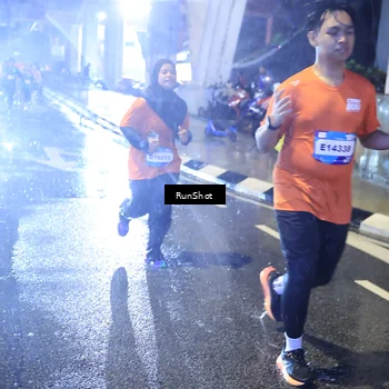 Runner Photo 7921413