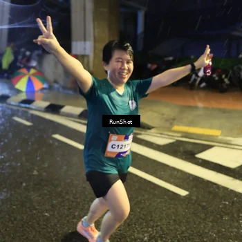 Runner Photo 7921418