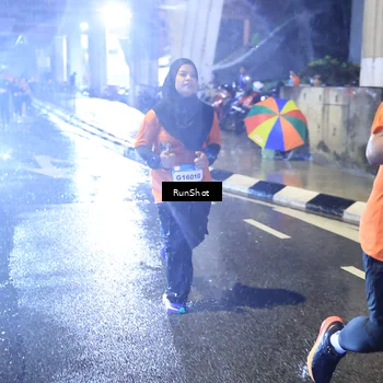 Runner Photo 7921423