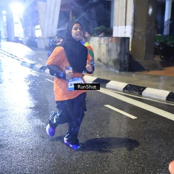 Runner Photo 7921426