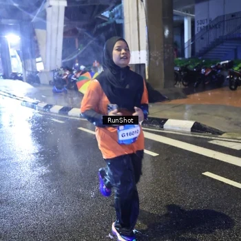 Runner Photo 7921432