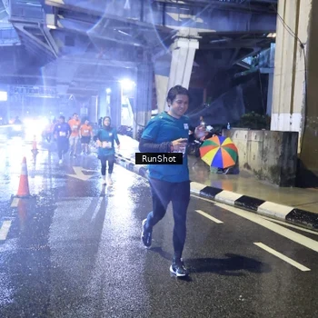 Runner Photo 7921448