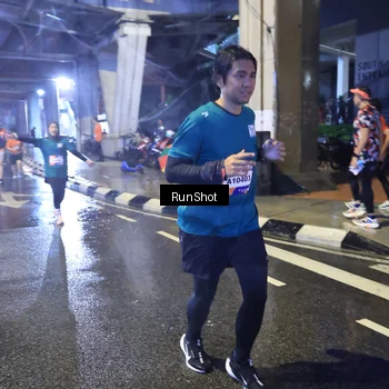 Runner Photo 7921454