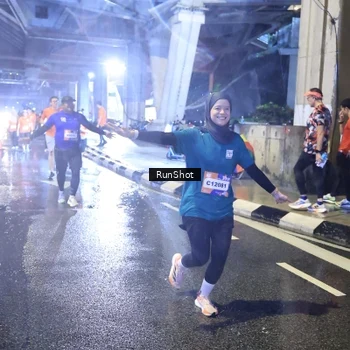 Runner Photo 7921477