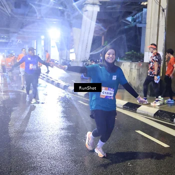 Runner Photo 7921478