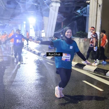 Runner Photo 7921479
