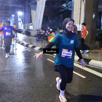 Runner Photo 7921483