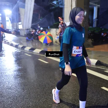 Runner Photo 7921489