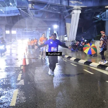 Runner Photo 7921493