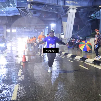 Runner Photo 7921495