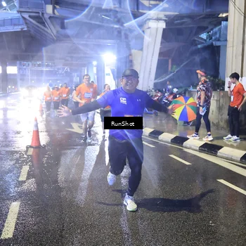 Runner Photo 7921501