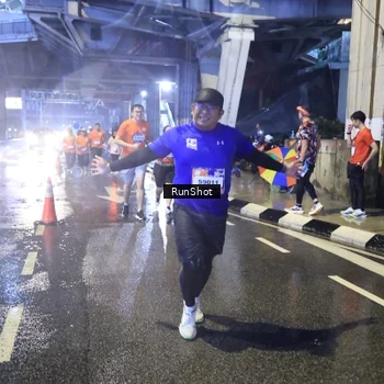 Runner Photo 7921504