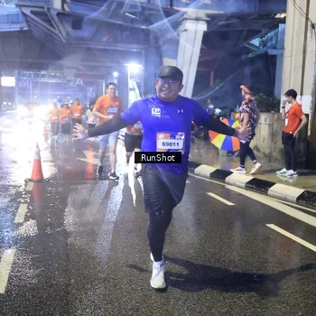 Runner Photo 7921507