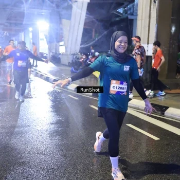 Runner Photo 7921508
