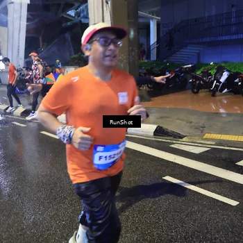 Runner Photo 7921582