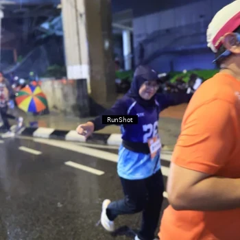Runner Photo 7921588