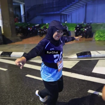 Runner Photo 7921592