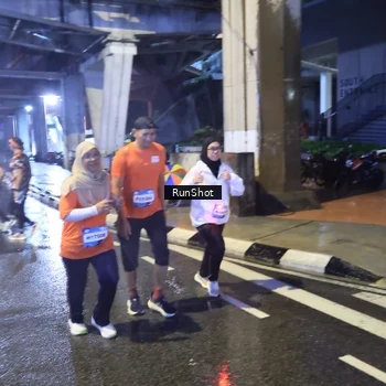 Runner Photo 7921613