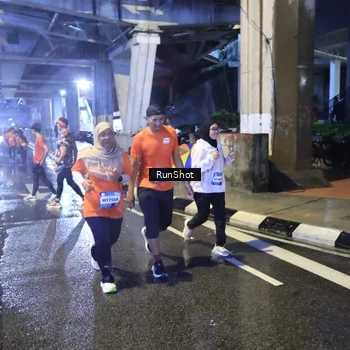 Runner Photo 7921615