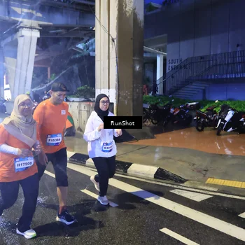 Runner Photo 7921618