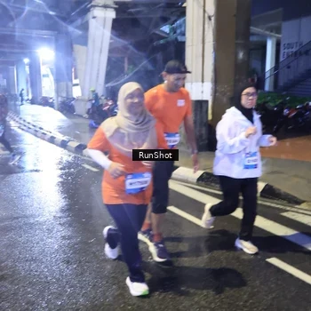 Runner Photo 7921625