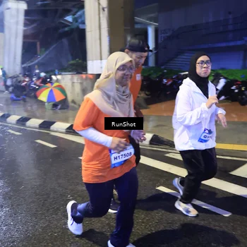 Runner Photo 7921627