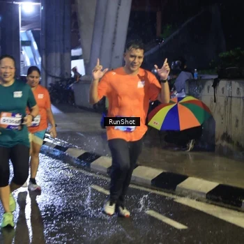 Runner Photo 7921639