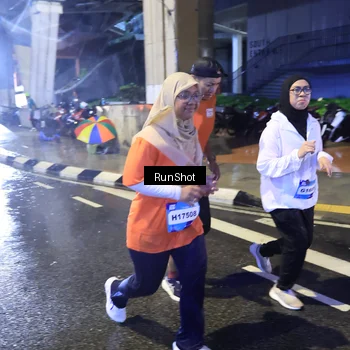 Runner Photo 7921650