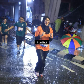 Runner Photo 7921651