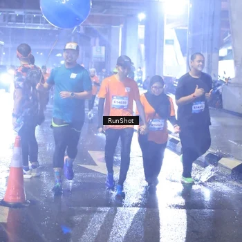 Runner Photo 7921656