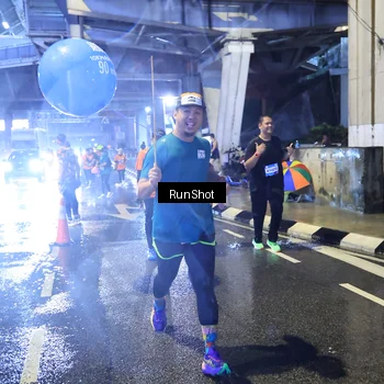 Runner Photo 7921674